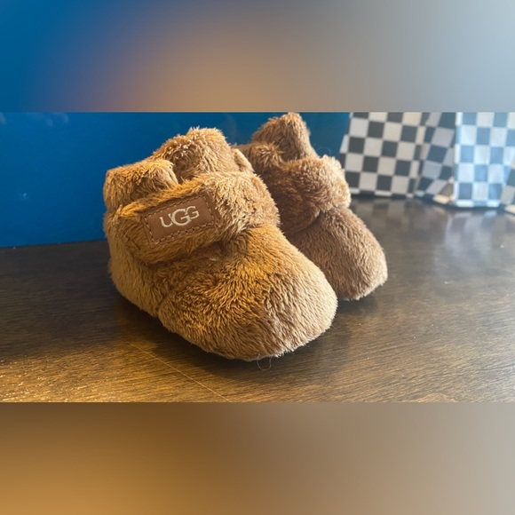 Baby ugg booties (sold) - Picture 3 of 4